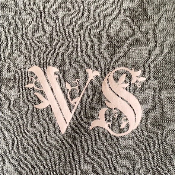 Victoria’s Secret Grey Pullover - Picture 2 of 4